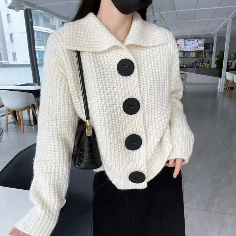 Women's Autumn 2024 New Chic Long-sleeved Loose Korean Style Trendy Large Buttons Lapel Short Sweater Knitted Cardigan