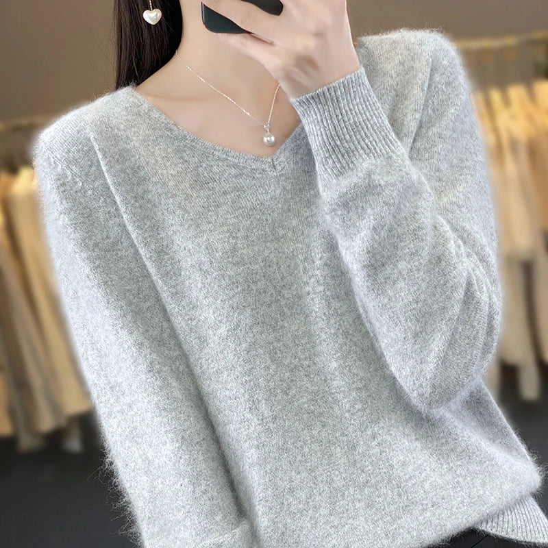 100% Pure Mink Cashmere V-neck Sweater For Women Autumn-Winter Warm Thick Solid Sweater For Women Soft Pullover Jacket DBE024